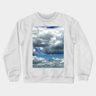 Picturesque white and grey cumulus cloud landscape Crewneck Sweatshirt